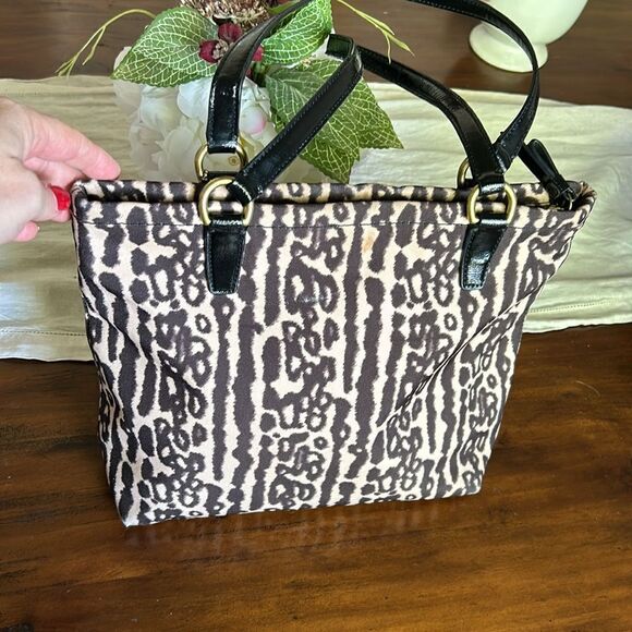 Coach bag and matching wristlet cute bundle - Picture 6 of 17